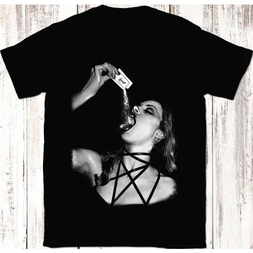 Eat Powder T-Shirt | Pin Up Cocaine Girl Kok | BW Vintage